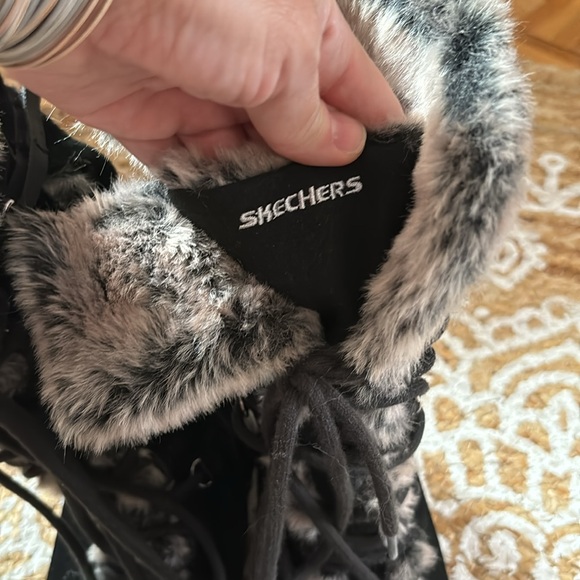 Skechers black suede & faux fur waterproof insulated convertible winter boots 9 - Picture 5 of 11